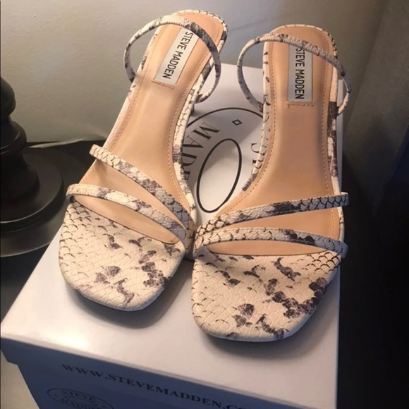 Steve Madden Shoes - Steve Madden Snake Print loft slide sandal
